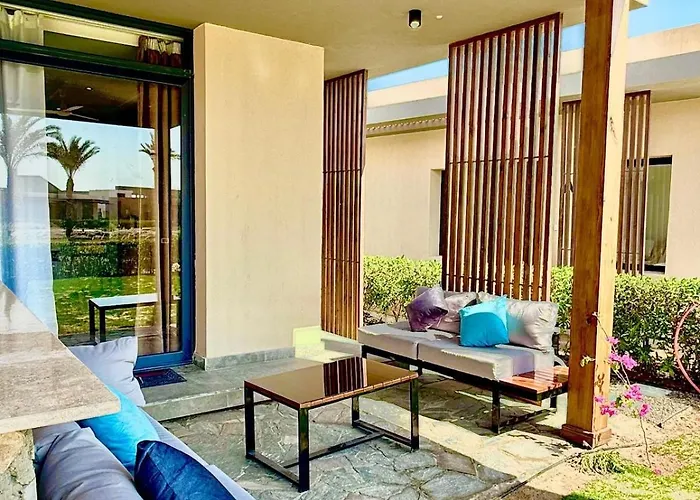 Appartamento Luxury 1 Bedroom With Garden, Mesca - Somabay